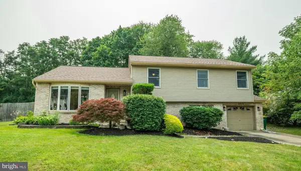515 Berwyn Rd, MORRISVILLE, PA 19067