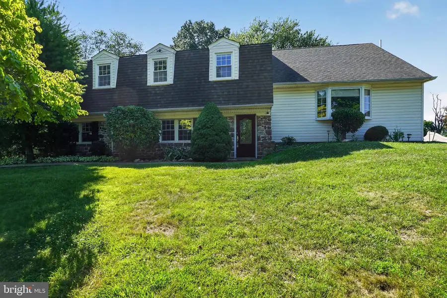 26 High Point Dr, Southampton, PA 18966 - #3
