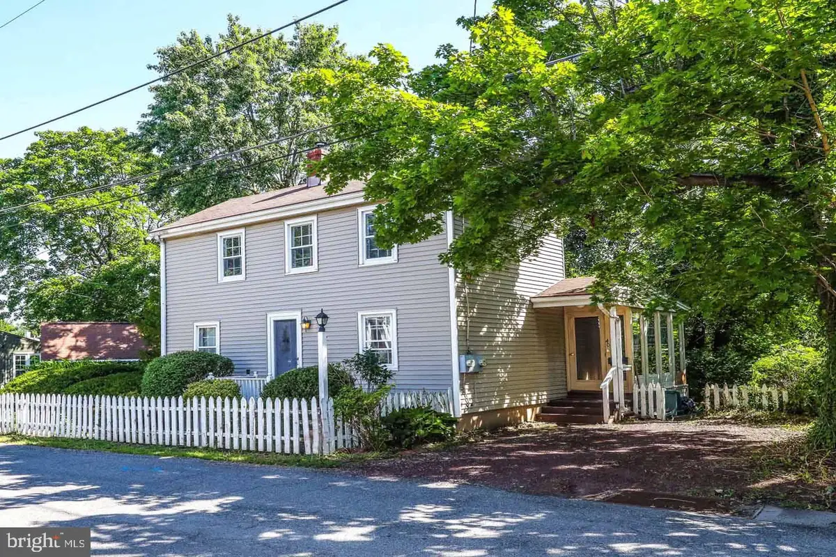 40 S Canal St, Yardley, PA 19067 - #1