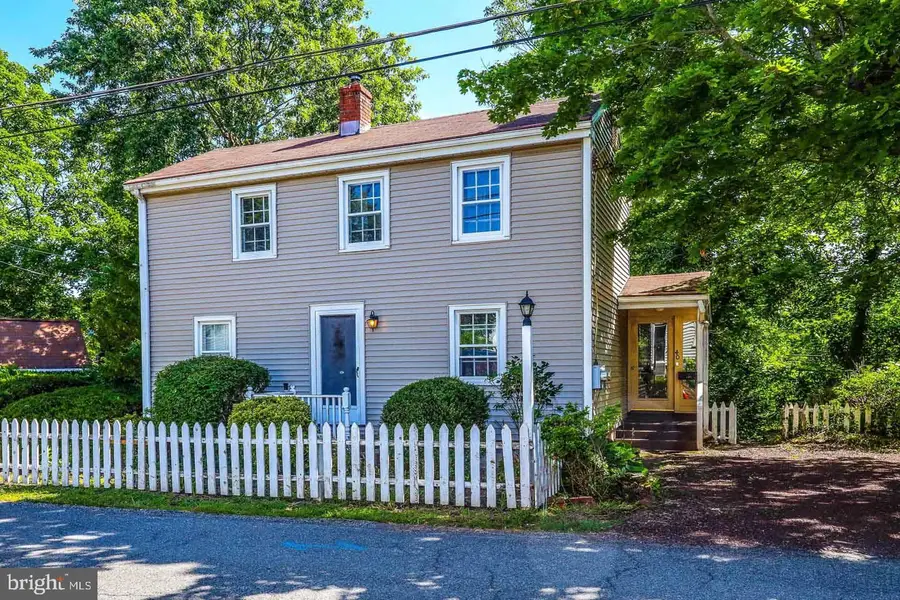40 S Canal St, Yardley, PA 19067 - #2