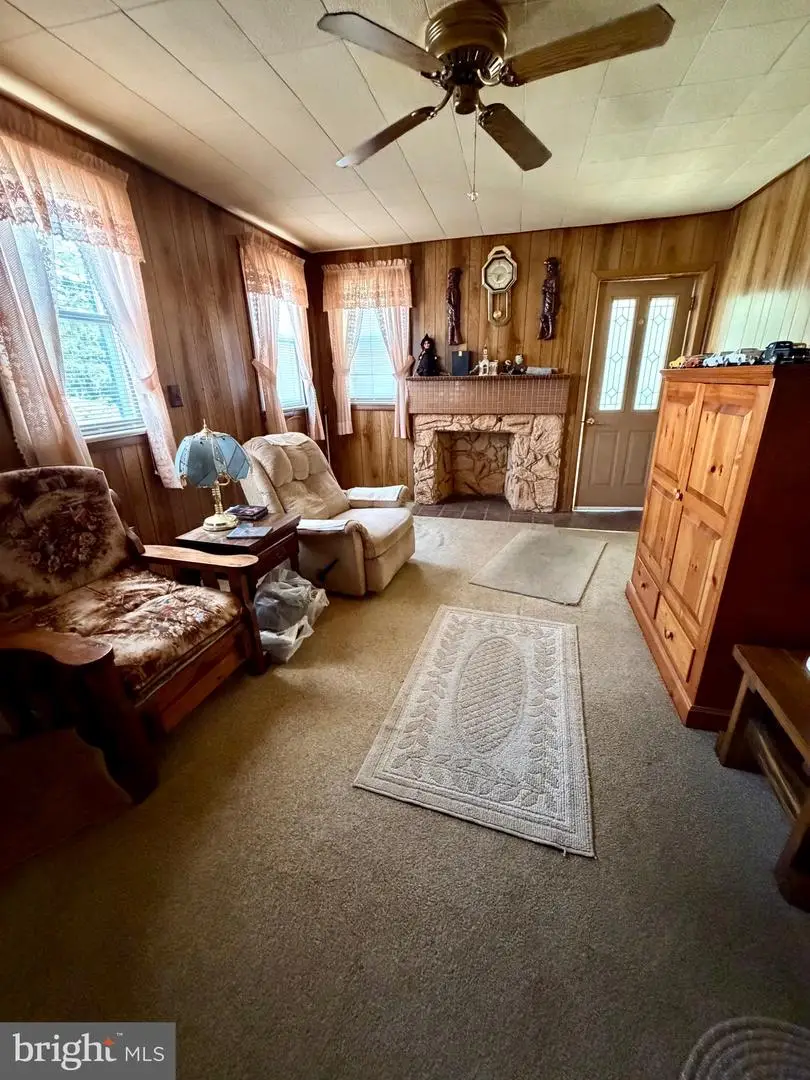 1155 Siles Ave, Feasterville Trevose, PA 19053 - #3
