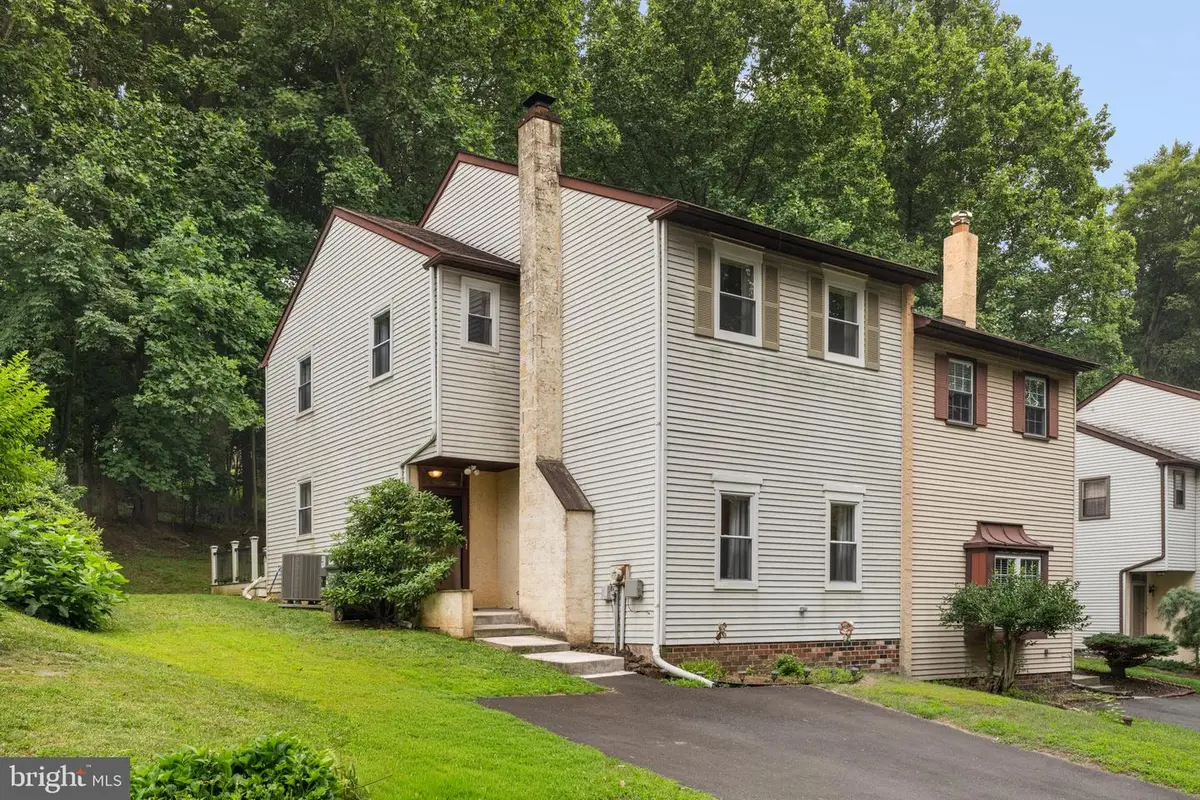 610 Valley Stream Cir, Feasterville Trevose, PA 19053 - #1