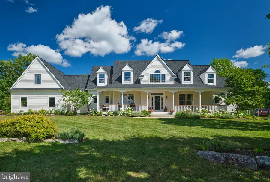 6214 Saw Mill Rd, New Hope, PA 18938 - #2