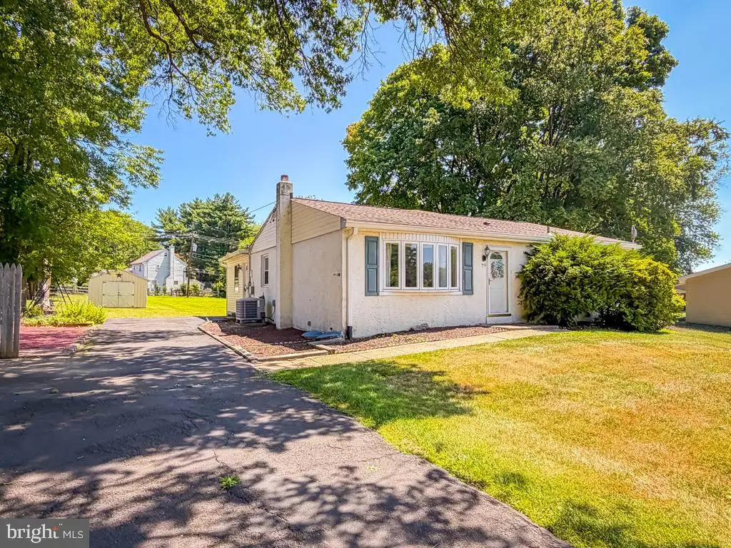 79 Charlotte Ave, Southampton, PA 18966 - #1