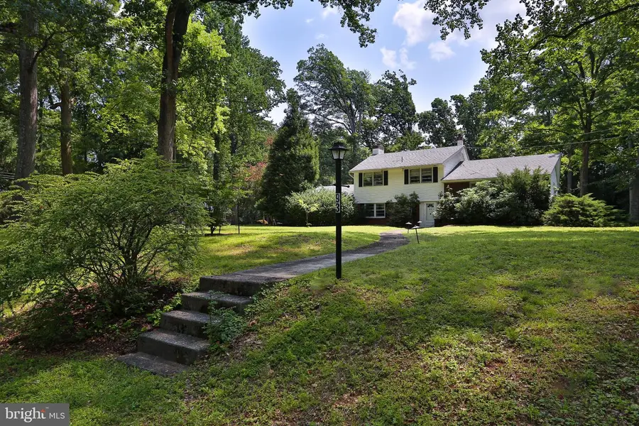 93 Buttonwood Ln, Doylestown, PA 18901 - #2