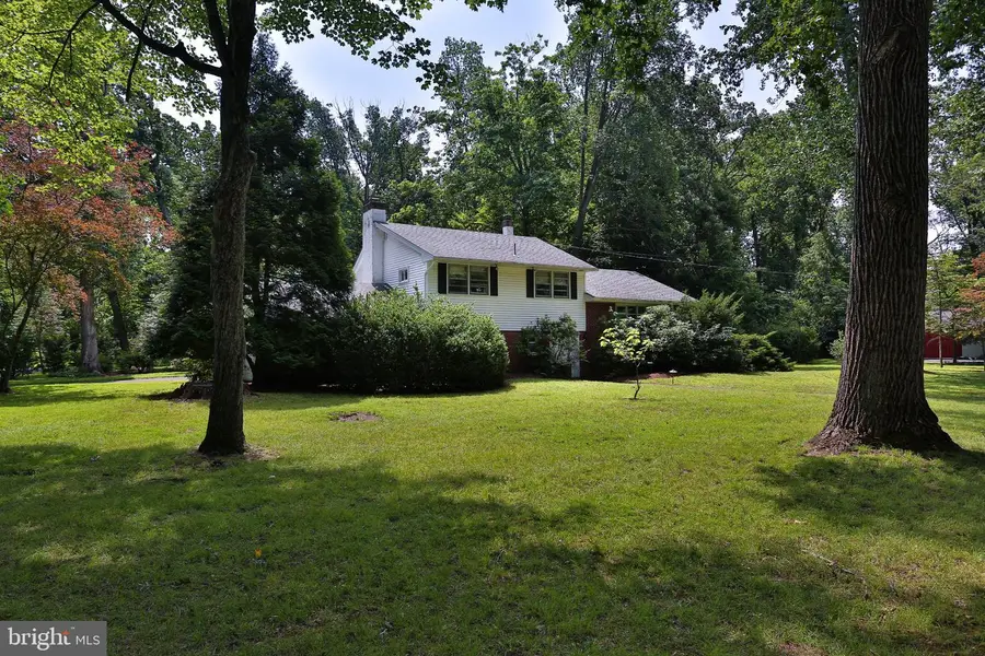 93 Buttonwood Ln, Doylestown, PA 18901 - #3