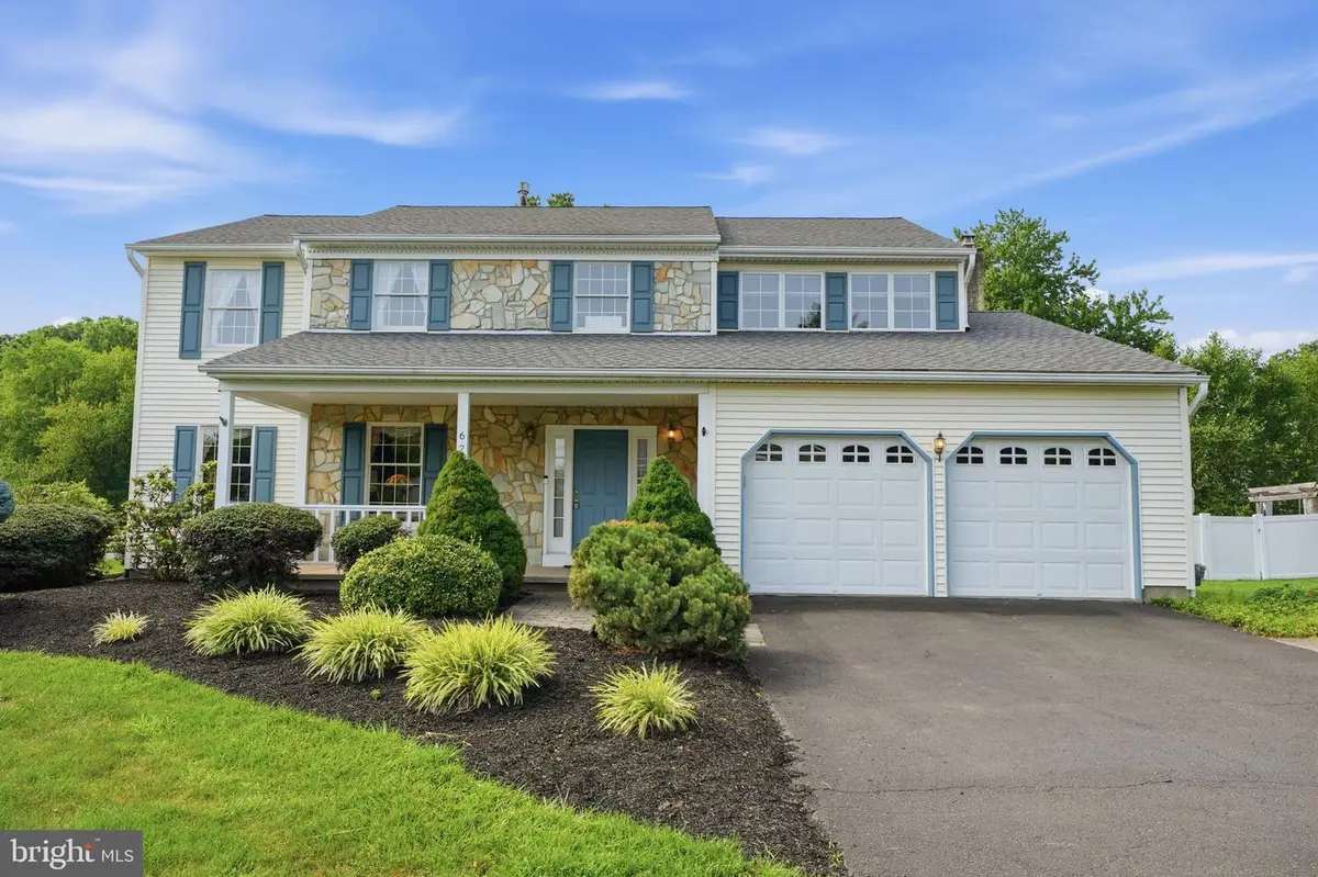625 Teich Dr, Yardley, PA 19067 - #1