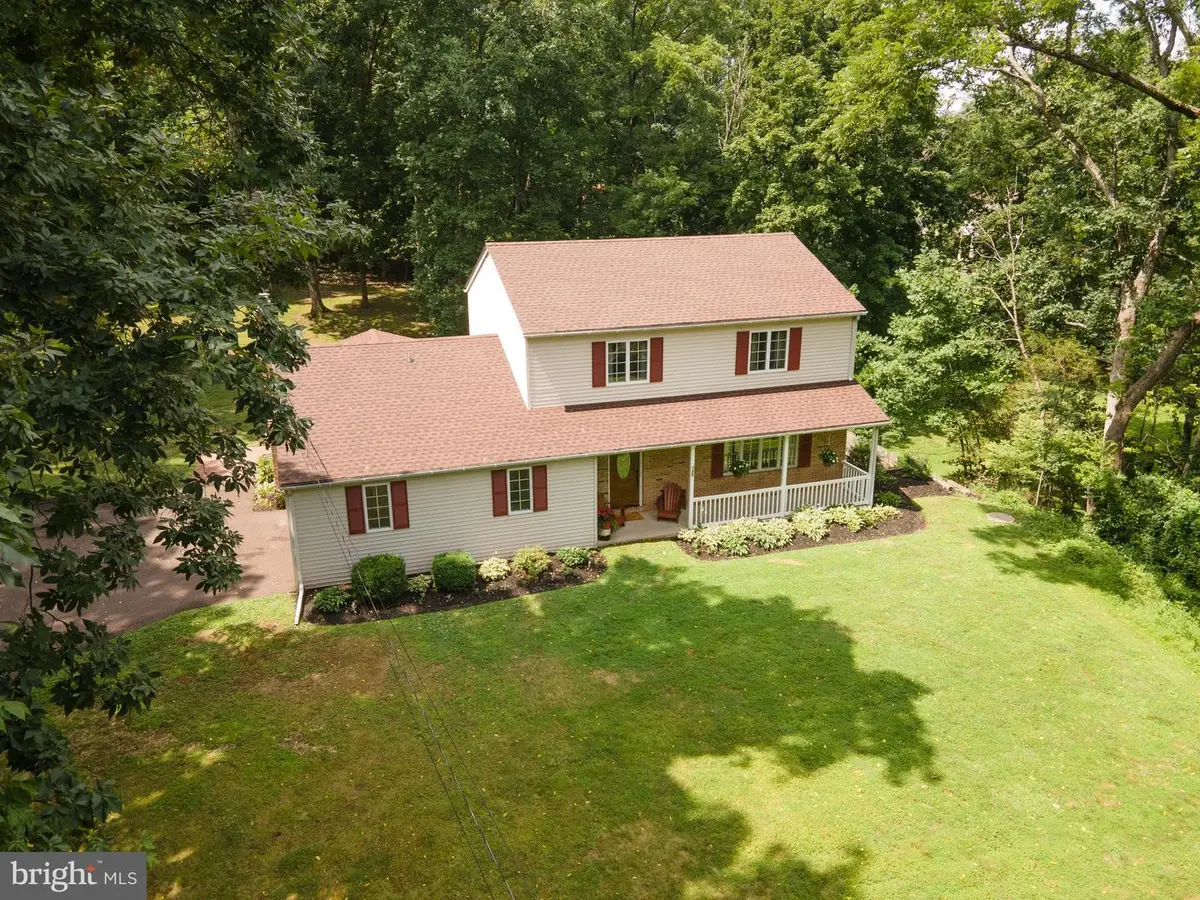 748 Rolling Hills Rd, Ottsville, PA 18942 - #1