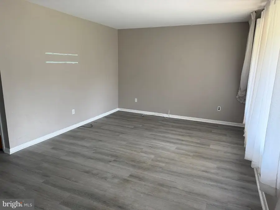 1270 Clover Ln, Feasterville Trevose, PA 19053 - #3
