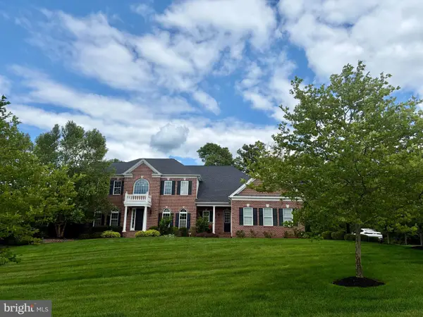7 Goldney Dr, NEWTOWN, PA 18940