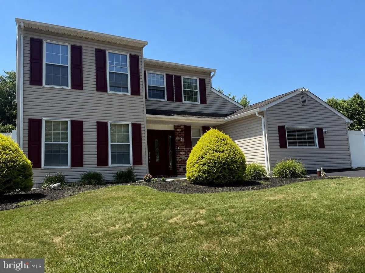890 Jordan Dr, Bensalem, PA 19020 - #1