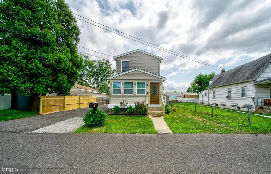 815 Stella Ave, Croydon, PA 19021 - #3