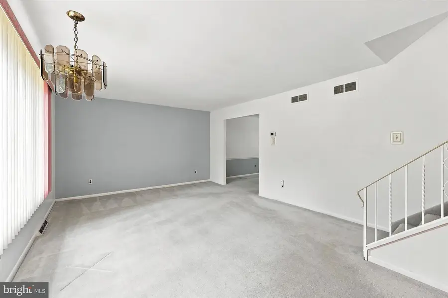1351 Clover Ln, Feasterville Trevose, PA 19053 - #2