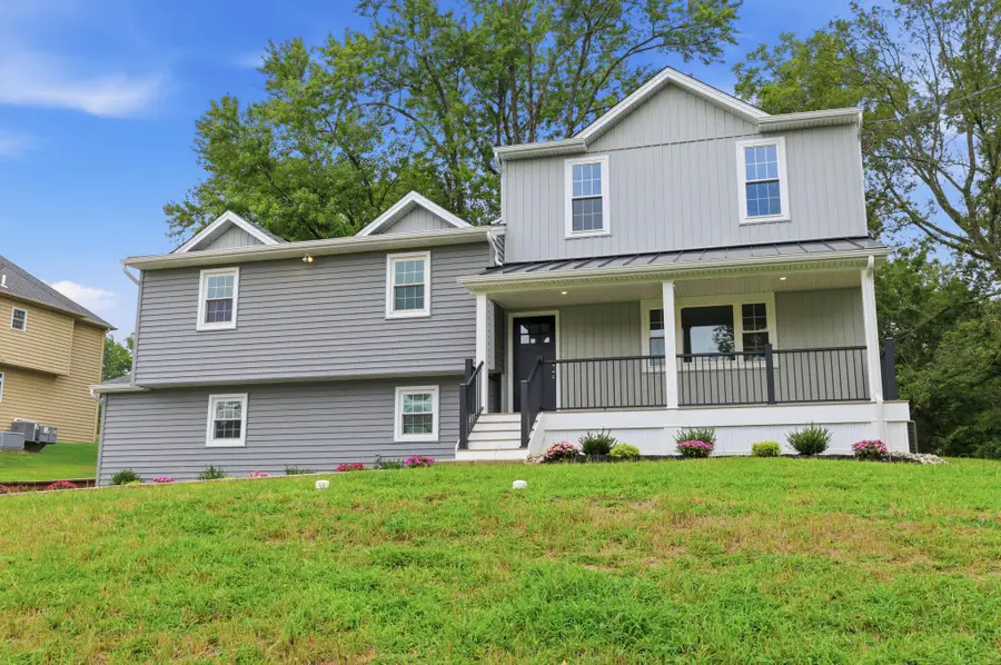 886 Sackettsford Rd, Warminster, PA 18974 - #3