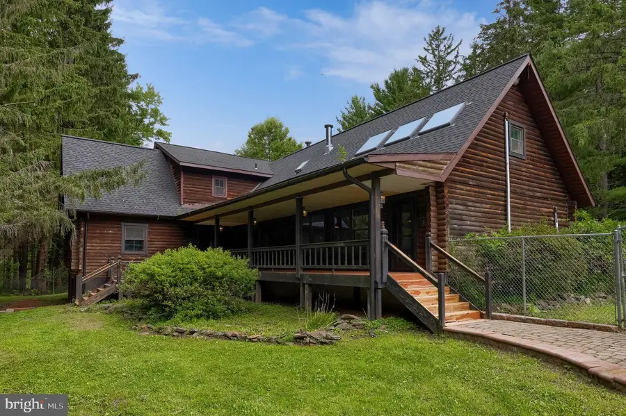 1702 Briarwood Ln, Quakertown, PA 18951 - #3