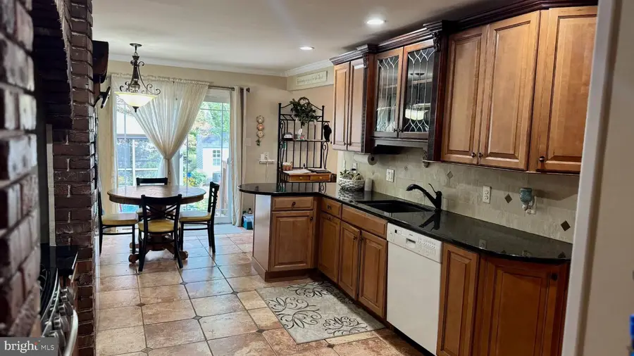 349 Rettop Pl, Warminster, PA 18974 - #2