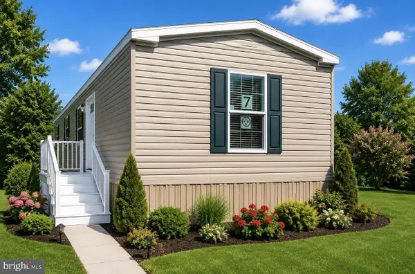 1446 Gibson Rd #unit #t B-9, BENSALEM, PA 19020