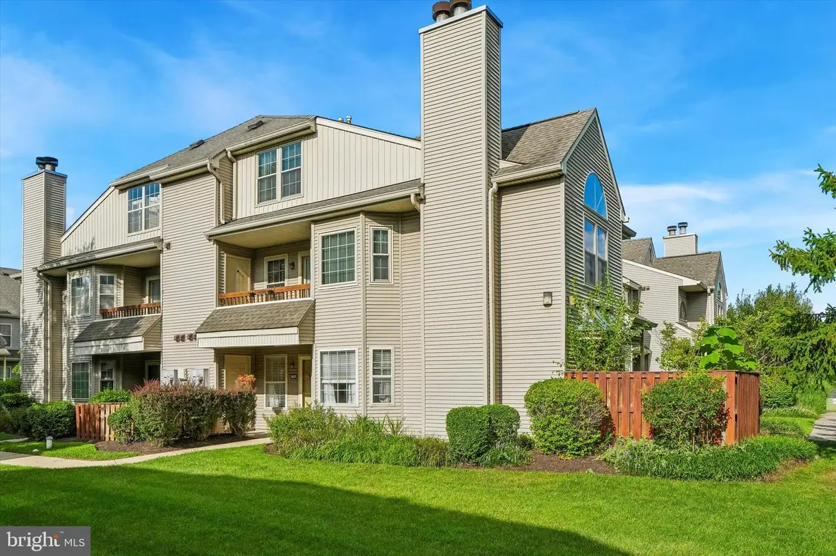 2605 Brookhaven Dr, Yardley, PA 19067 - #1