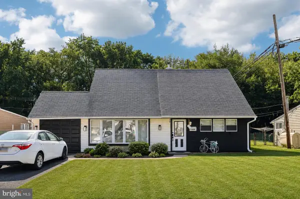 85 Kingwood Ln, LEVITTOWN, PA 19055