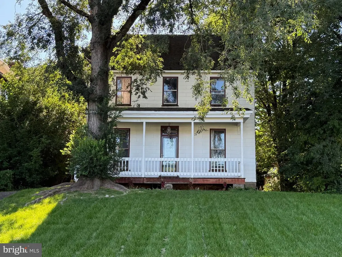 507 Easton Rd, Riegelsville, PA 18077 - #1
