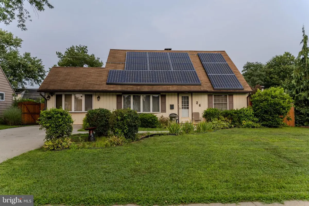 26 Plumtree Rd, Levittown, PA 19056 - #1