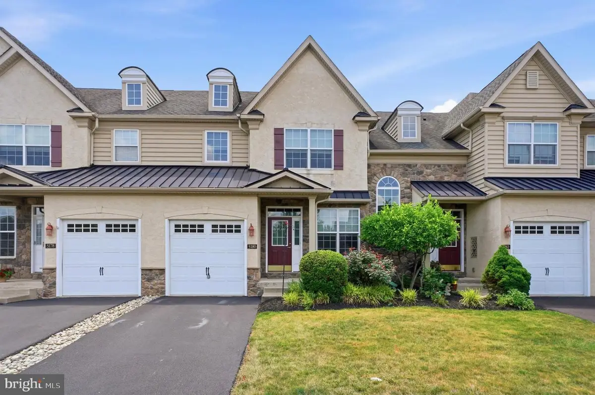 3180 Brookside Dr, Furlong, PA 18925 - #1