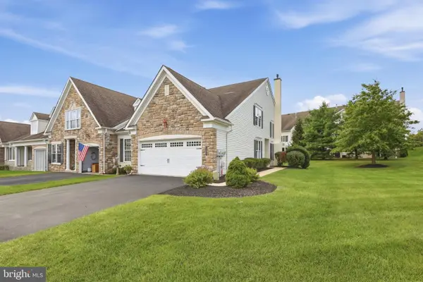 185 Reagan Dr, SELLERSVILLE, PA 18960