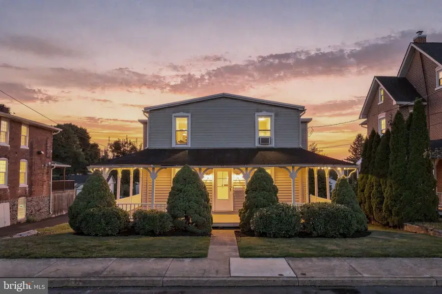 115 S 4th St, Perkasie, PA 18944 - #2