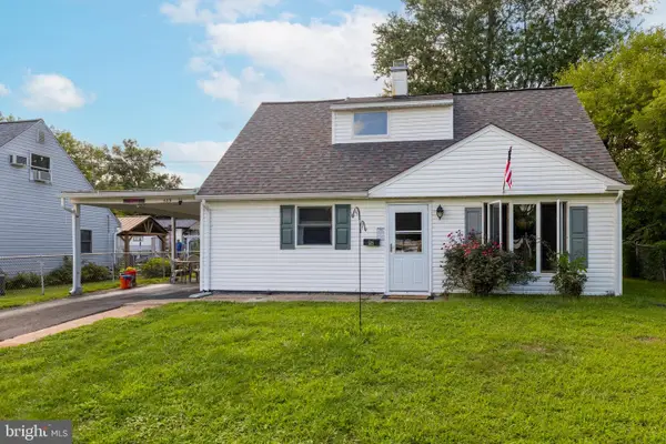 589 Doloro Dr, MORRISVILLE, PA 19067