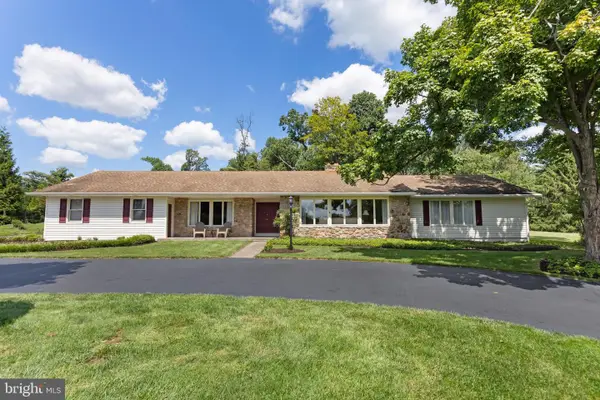 157 Chestnut Valley Dr, DOYLESTOWN, PA 18901