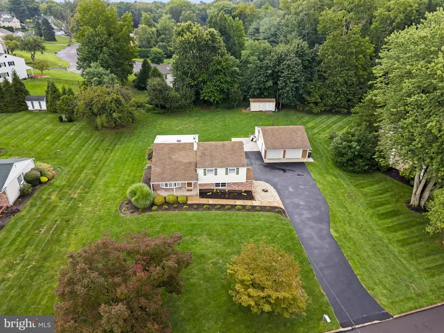 55 Brook Dr, Southampton, PA 18966 - #3