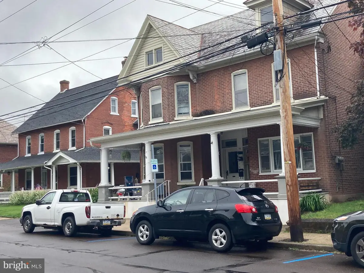 113/115 S 5th St, Perkasie, PA 18944 - #1