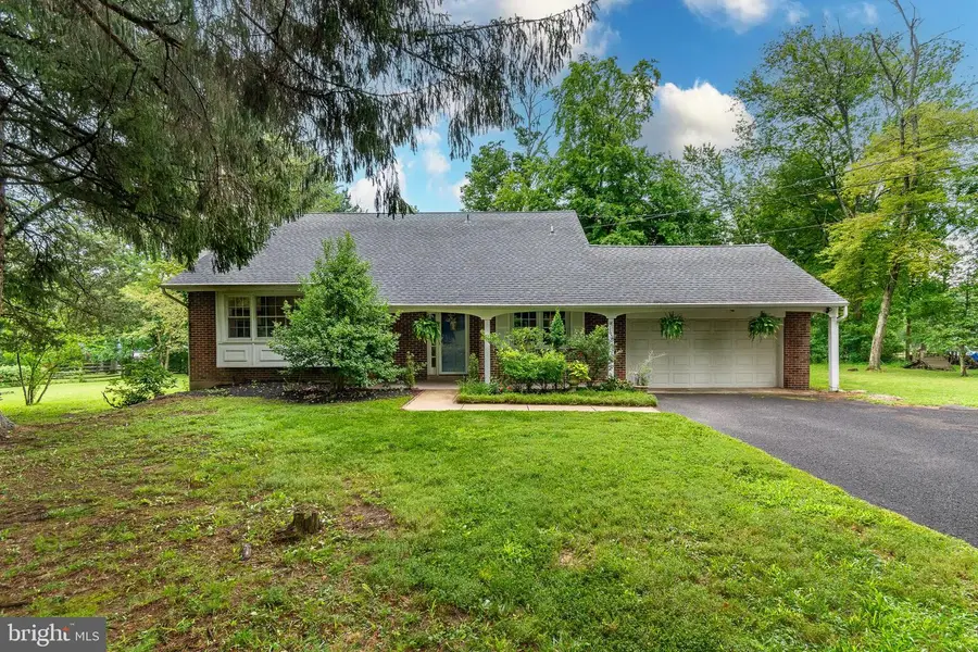 3659 Greenwood Ter, Chalfont, PA 18914 - #2