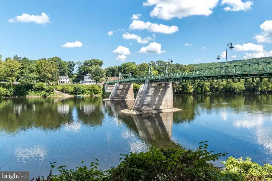 707 Wayside Way, Riegelsville, PA 18077 - #2