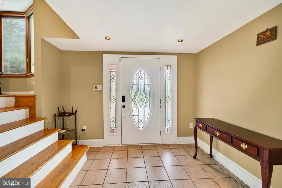 729 Saint Davids Ave, Warminster, PA 18974 - #2