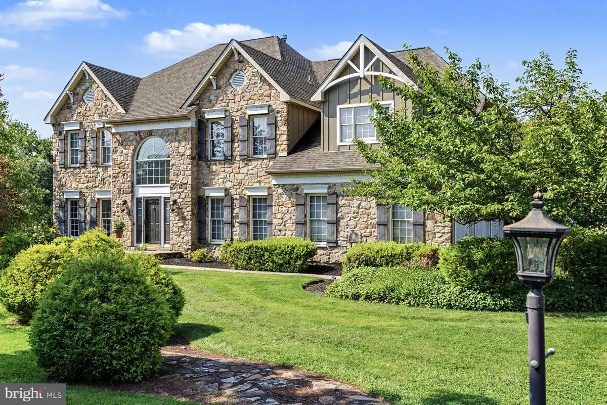 9 Sunrise Dr, Doylestown, PA 18901 - #1