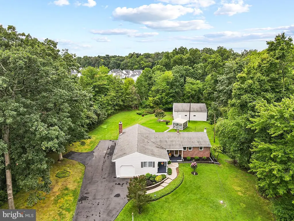 929 Creamery Rd, Newtown, PA 18940 - #1