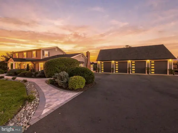104 N Vassar Dr, QUAKERTOWN, PA 18951