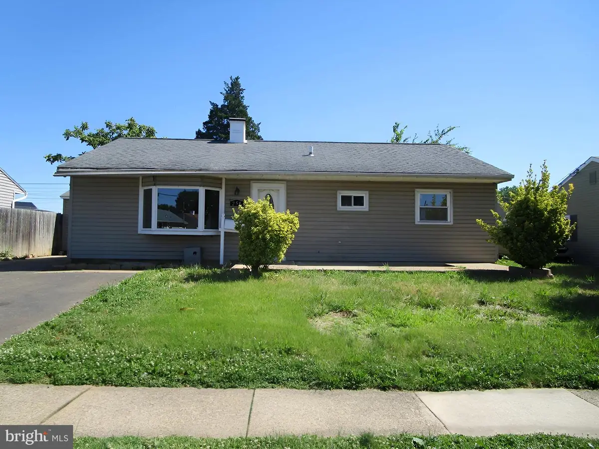 254 N Oxford Valley Rd, Fairless Hills, PA 19030 - #1