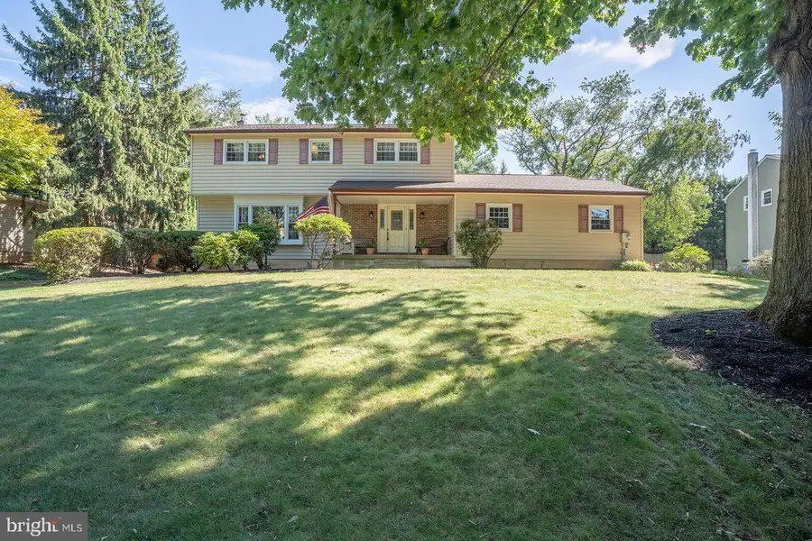 985 Garey Dr, Yardley, PA 19067 - #2