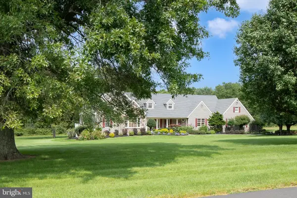 1703 Scott Dr, NEWTOWN, PA 18940