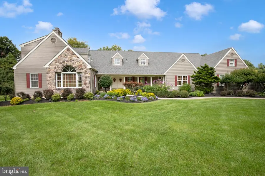 1703 Scott Dr, Newtown, PA 18940 - #2