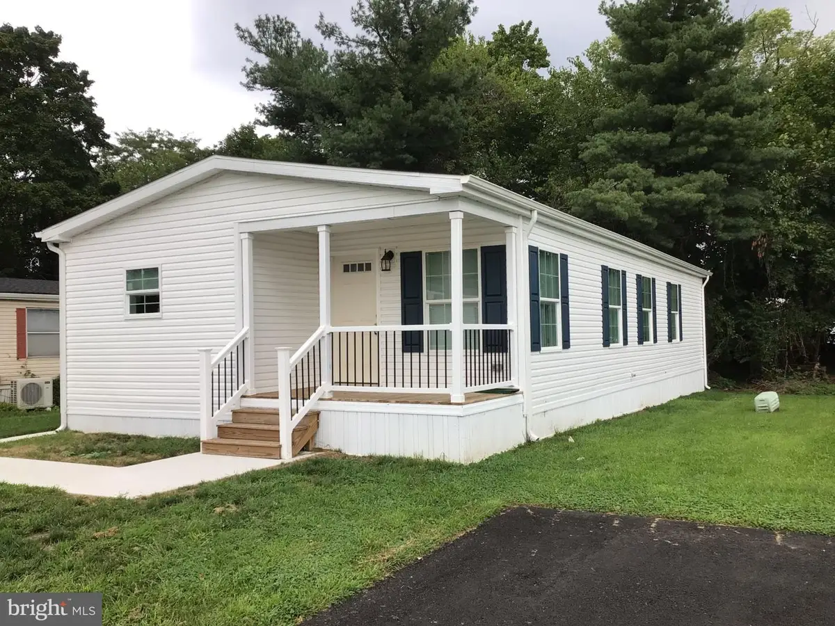5102 Galen Dr, Morrisville, PA 19067 - #1