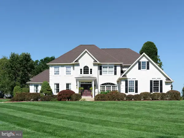 1280 Taylor Dr, LANGHORNE, PA 19047