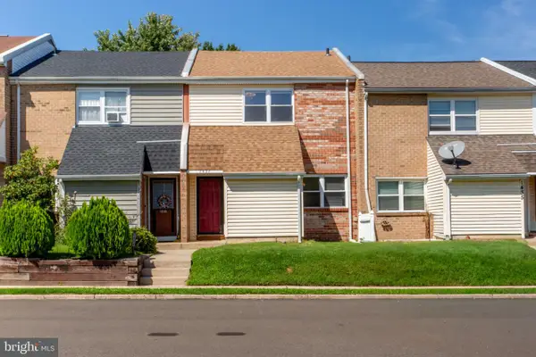 1437 Atterbury Way, BENSALEM, PA 19020
