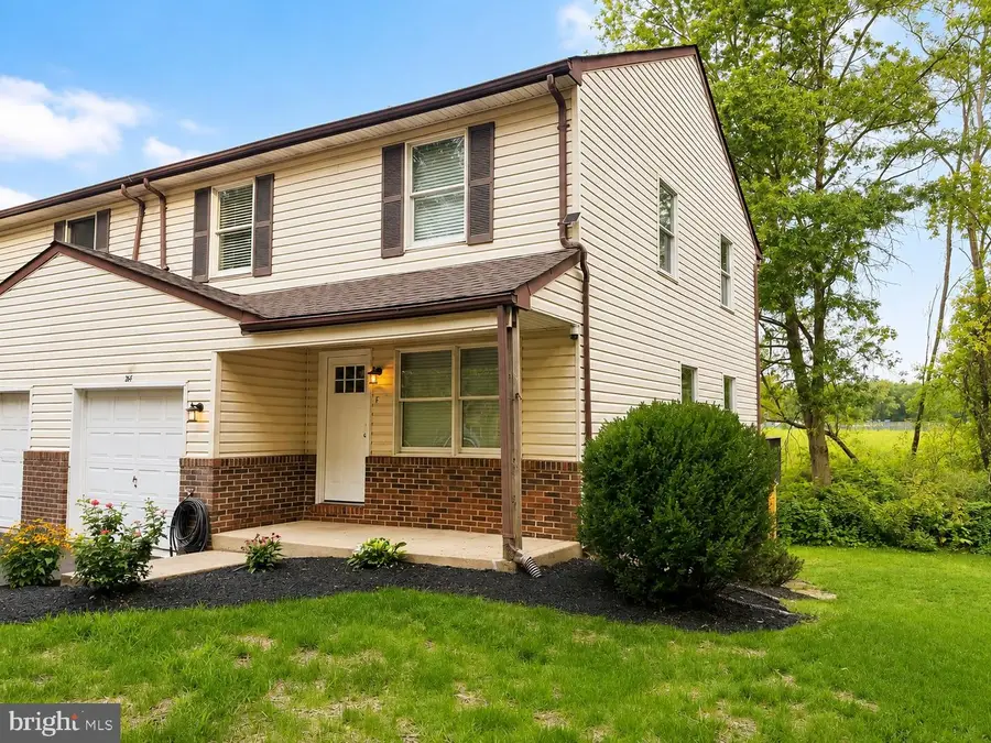 26 Bowling Green Ave #unit 6 (f), Morrisville, PA 19067 - #3
