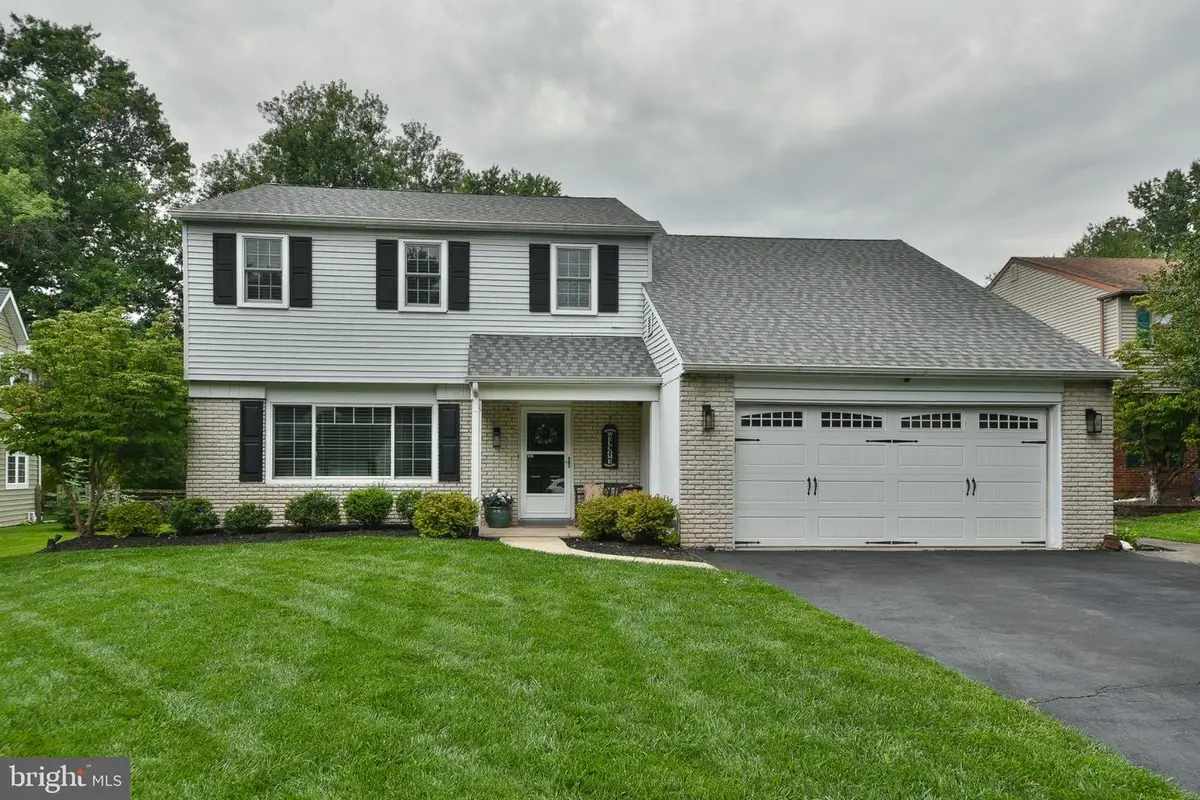 91 Forrest Dr, Holland, PA 18966 - #1