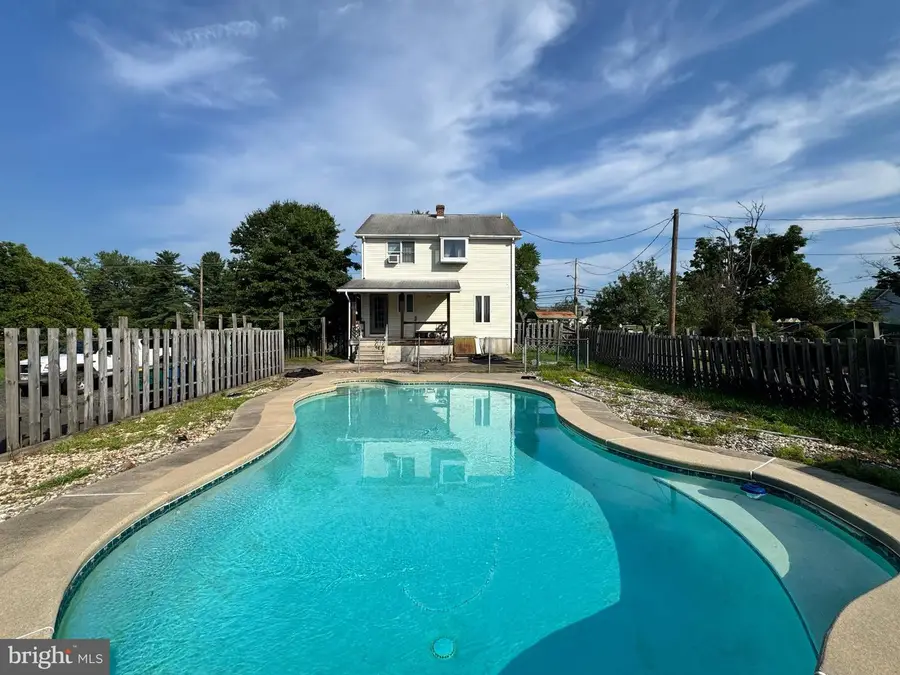 52 W Broad St, Trumbauersville, PA 18970 - #2