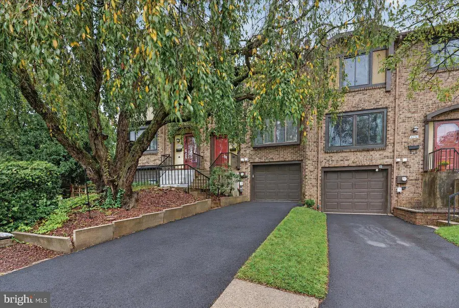 3257 Durham Pl, Southampton, PA 18966 - #2