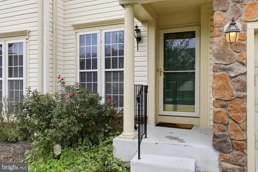 712 Wisteria Dr, Warrington, PA 18976 - #2